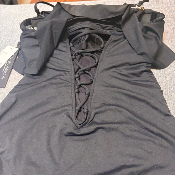 NWT La Blanca Women's Standard Island Goddess Ruffle Bandeau One Piece Swimsuit - Picture 8 of 11